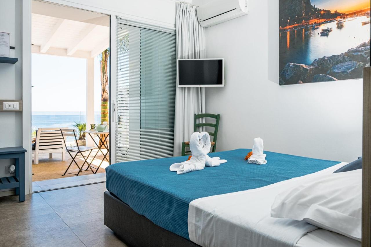 A Tonnara Hotel Cefalu Exterior photo
