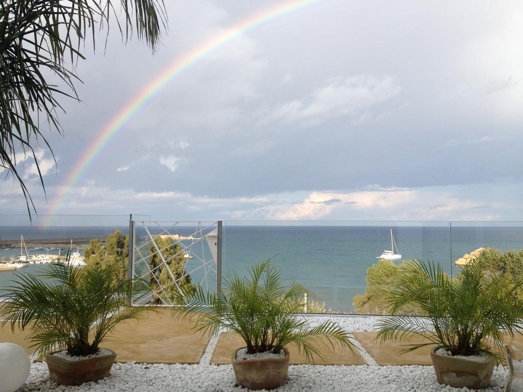A Tonnara Hotel Cefalu Exterior photo