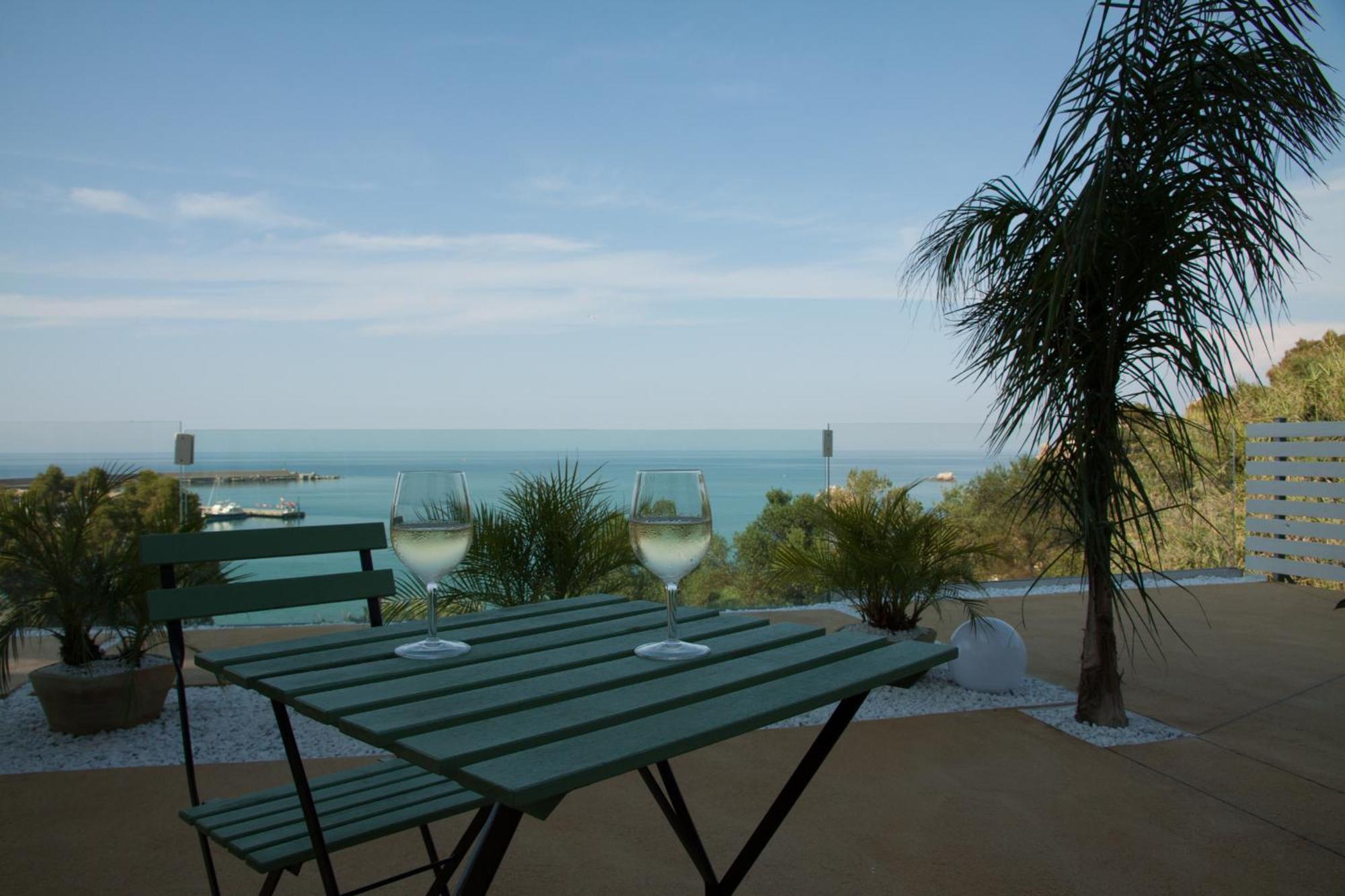 A Tonnara Hotel Cefalu Exterior photo